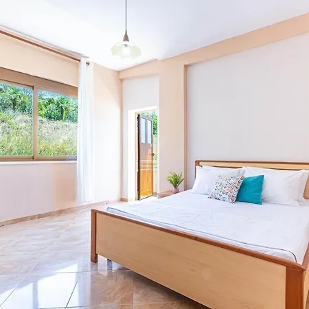 Appartement Radhima Res 15 - One Bedroom Apt, Sea View
